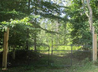 385 Ridge Rd, Waverly, TN 37185