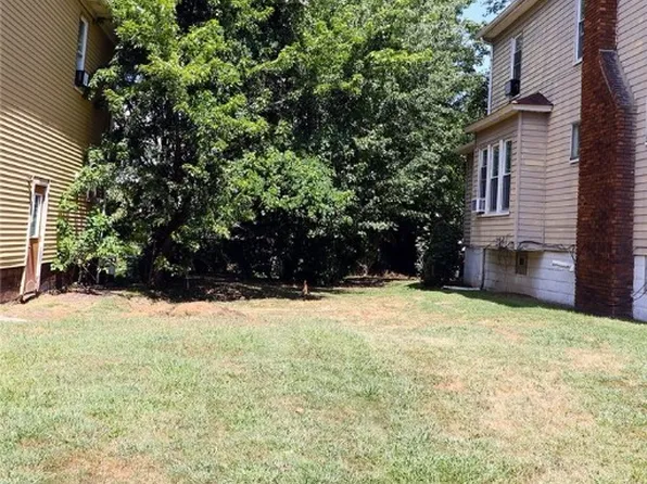 1227 Oregon Ave, Steubenville, OH 43952