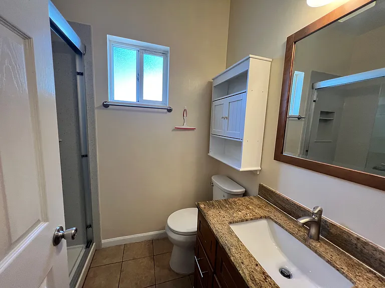 22970 Sutro St — Photo 6
