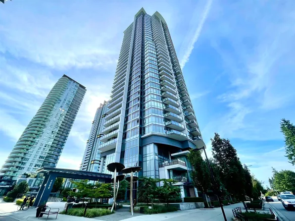4900 Lennox Ln #2305, Burnaby, BC V5H 0G9