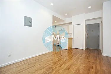 Rented by Space Marketing Shop