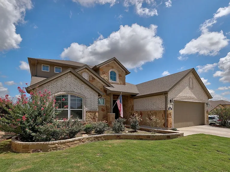805 Karst Cv — Photo 3