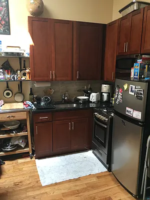 Rented by P Management | media 8