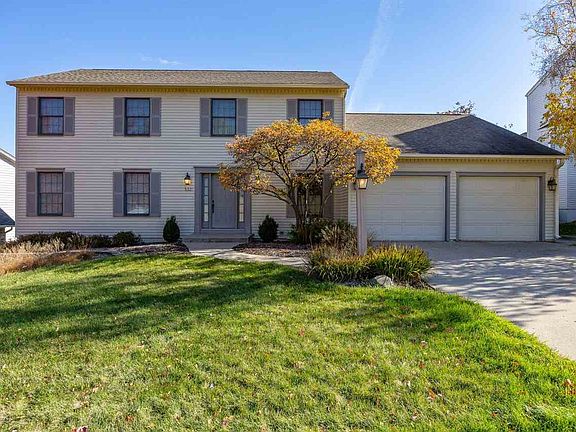 2nd image of 532 Saint Thomas Ct