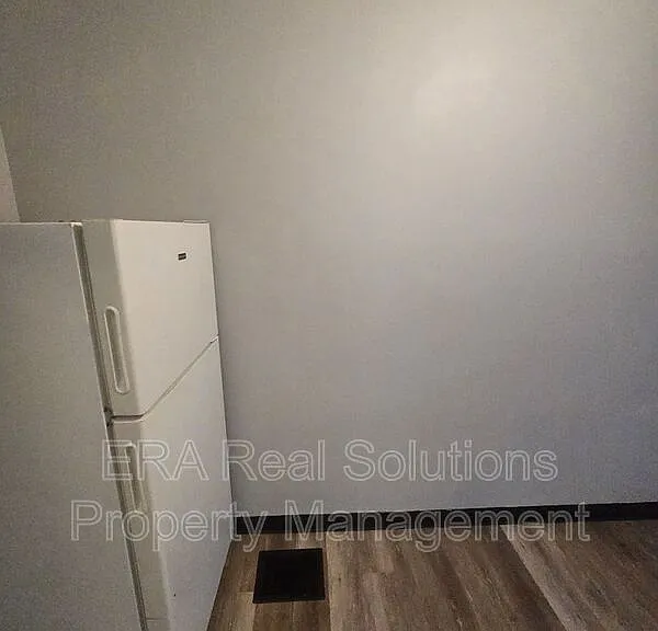 81 N Hampton Rd #A — Photo 12
