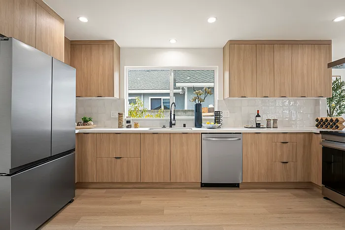 5308 S Victoria Ave — Photo 19