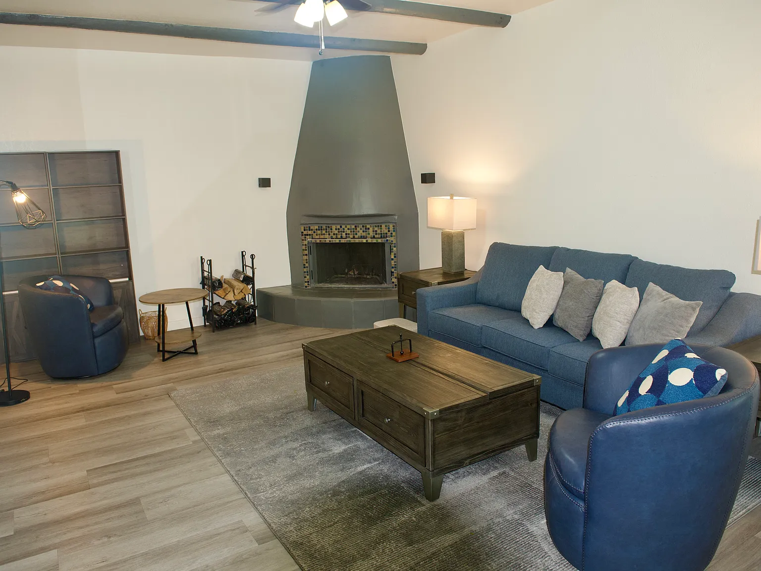 2 bed, 2.5 bath, 1330 sqft, $2,500 — Photo 1