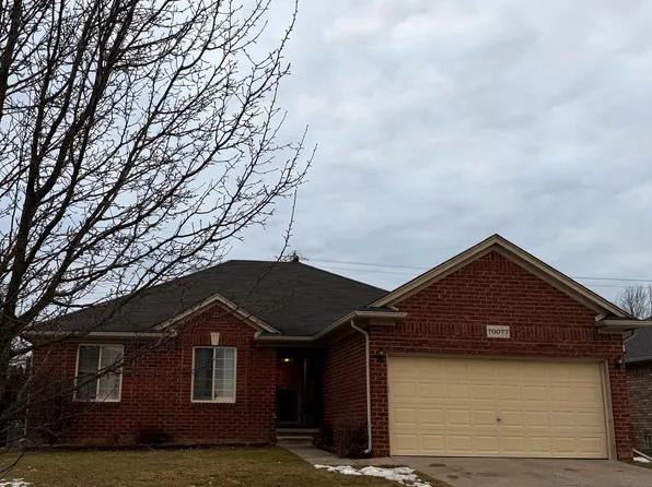70077 Crystal Dr, Richmond, MI 48062