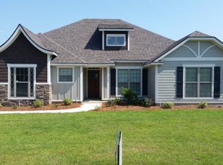 5261 Carlton Ridge Cir, Hahira, GA 31632