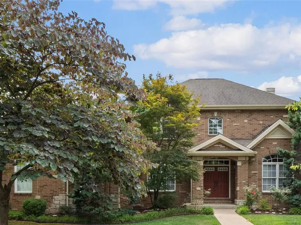 809 Braxton Ct, Saint Louis, MO 63132