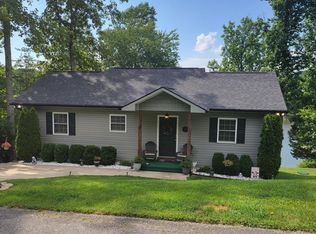 576 Siever Rd, Crossville, TN 38572