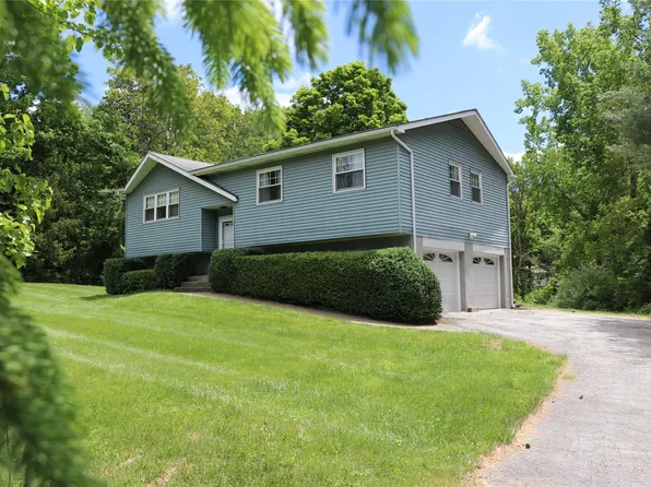 25 Cypher Lane, Poughquag, NY 12570