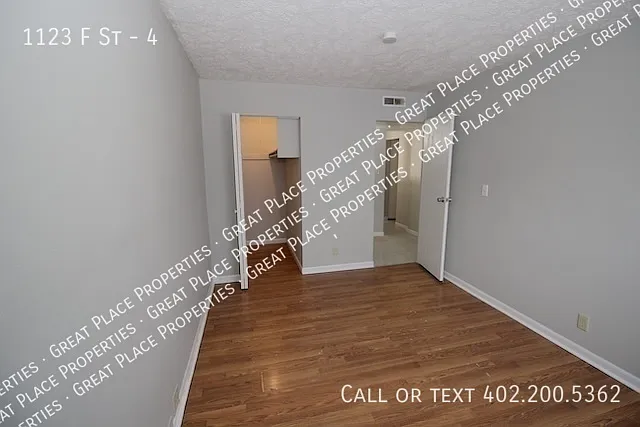 1123 F St #4 — Photo 6