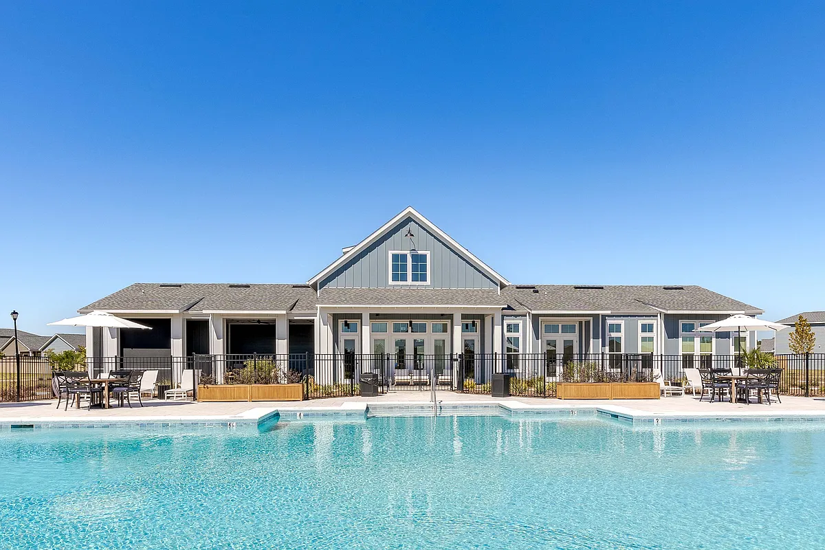 Building Photo - Outpost Orchard Residential