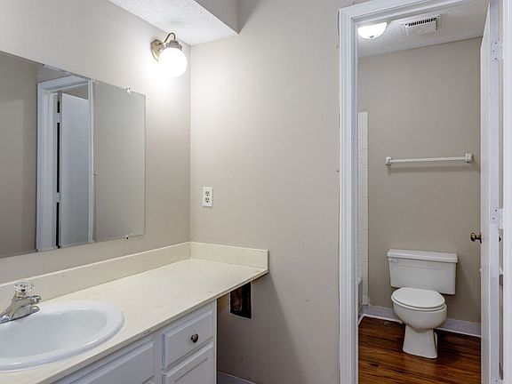 4th image of 7130 King St #K-7124