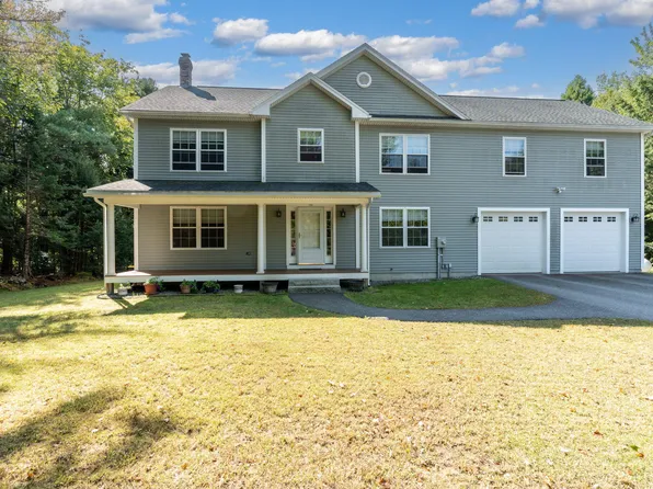 24 Valley Brook Drive, Freeport, ME 04032