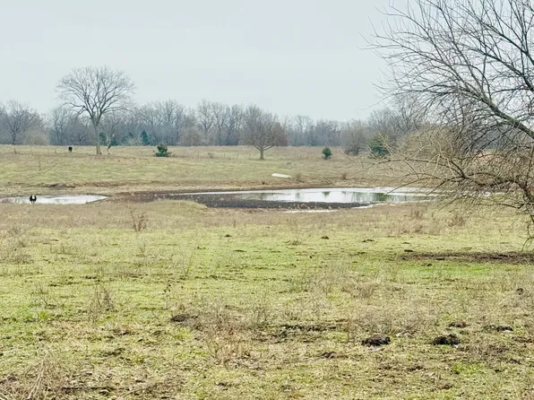 37579 Kafir Rd, Salisbury, MO 65281