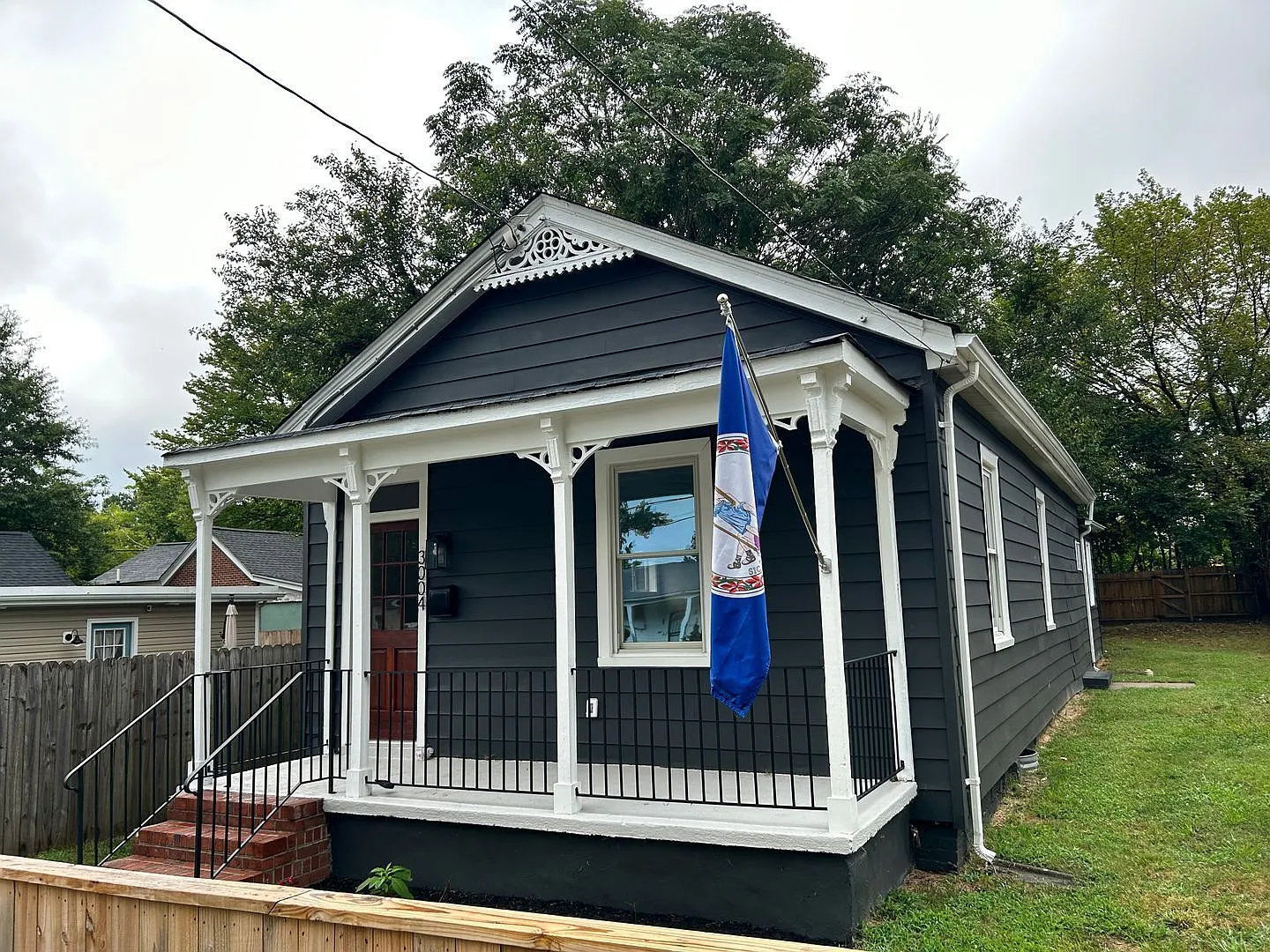 3 bed, 2.0 bath, 1200 sqft, $1,700 — Photo 1