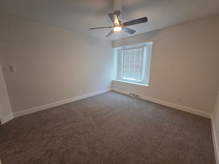 2301 Grant Ln — Photo 61