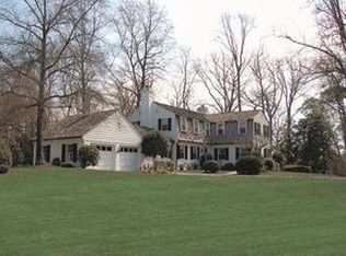 2033 Fairway Dr, Suffolk, VA