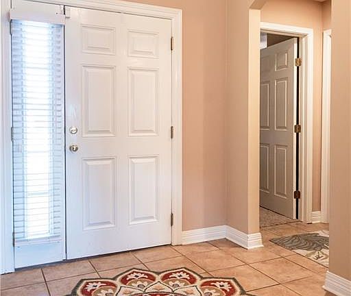 3rd image of 594 Whitefield Ln