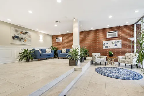 Heritage House Apartments Photo 1