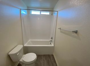 492 Jasmine Way, Perris, CA 92570