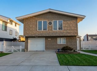 468 Nassau Ave, Freeport, NY 11520
