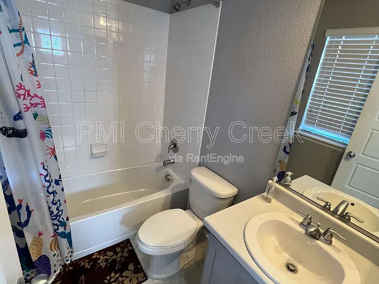 22472 E Union Cir — Photo 44
