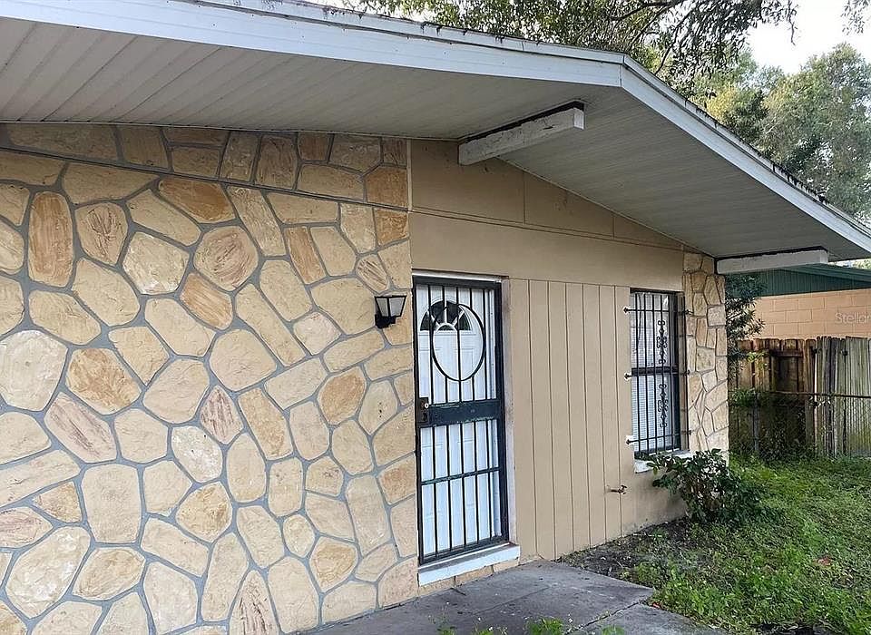 1st image of 3207 Delray Dr