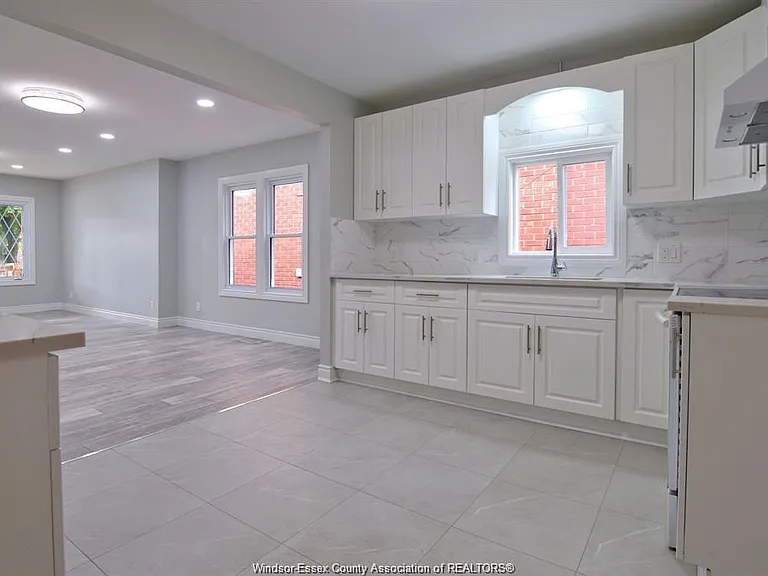 1076 Janette Ave #MAIN — Photo 13