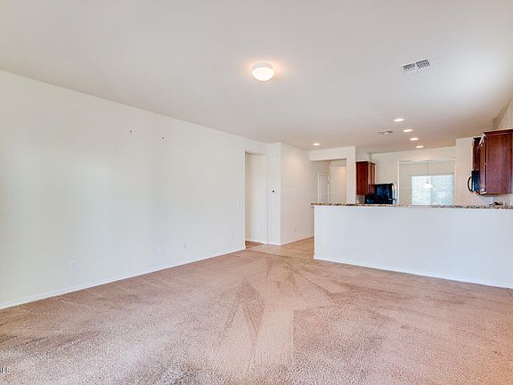 4th image of 10419 E Wallflower Ln