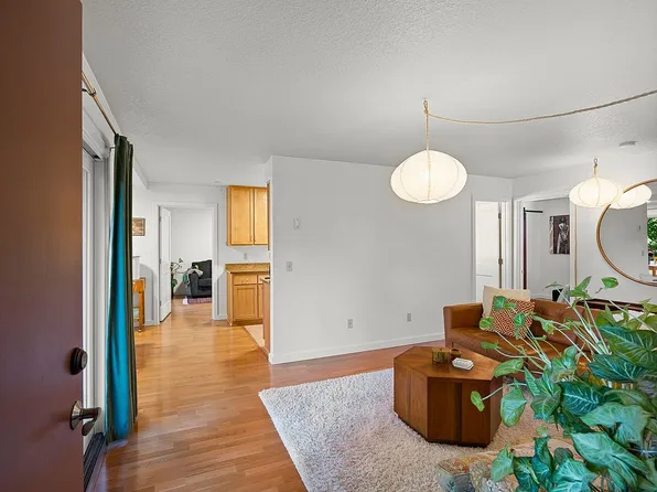 4613 NE Killingsworth St Unit 1, Portland, OR 97218