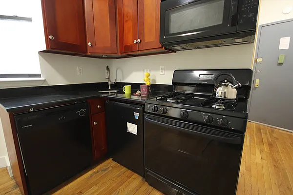 Rented by MetroNest | media 16