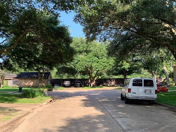 5th image of 18314 Forest Town Dr