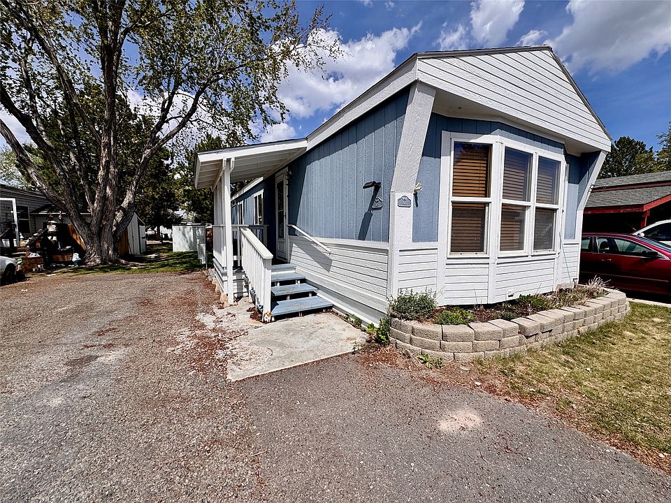 1st image of 3000 Villard Ave Trailer 105