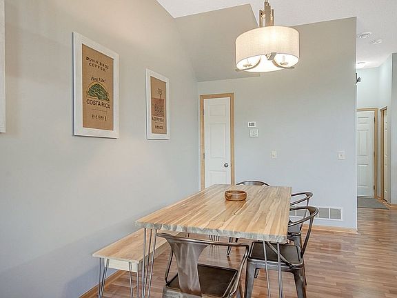 5th image of 11795 Vermillion St NE Unit E