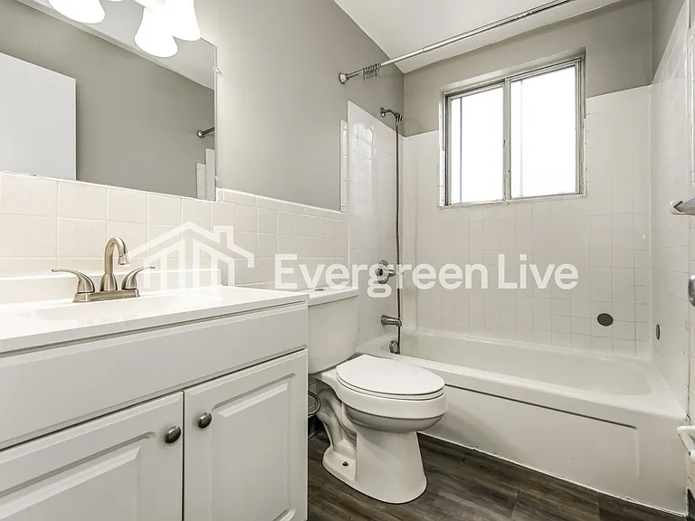 10226 Storm Dr — Photo 13