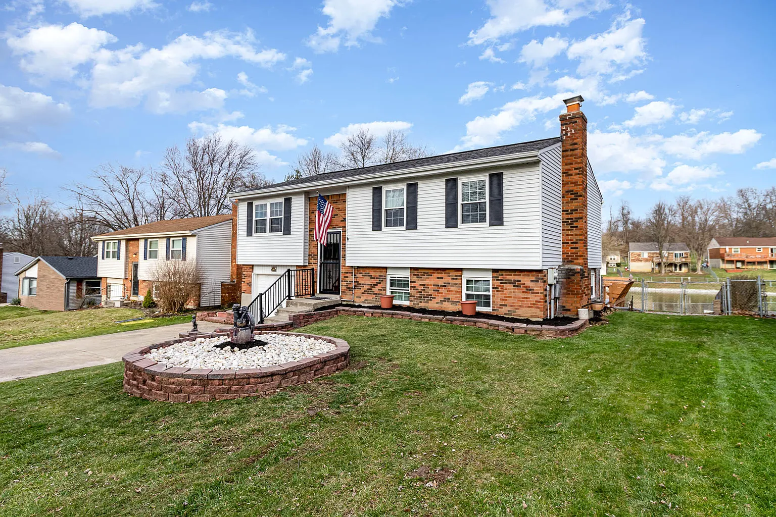 4220 Birnam Dr photo 1