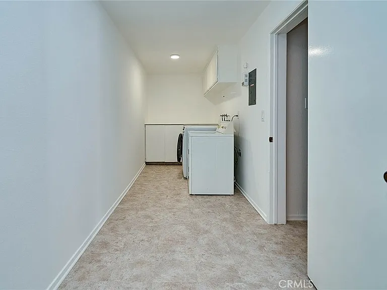 28114 Ridgepoint Ct — Photo 36