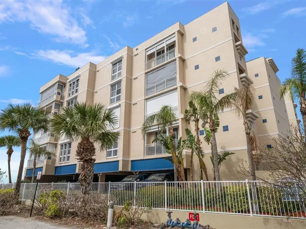 2 15th Ave Unit 304, Indian Rocks Beach, FL 33785
