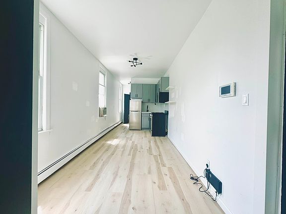 3rd image of 159 Saint Nicholas Ave #4R