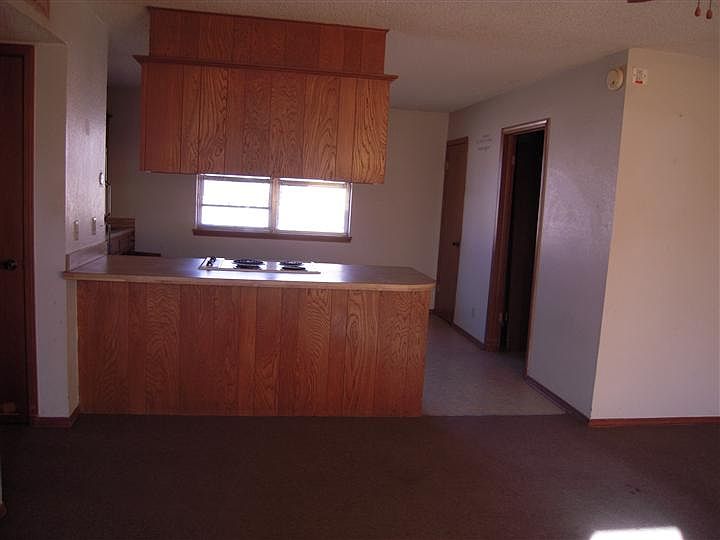 2nd image of 115 Crozier St