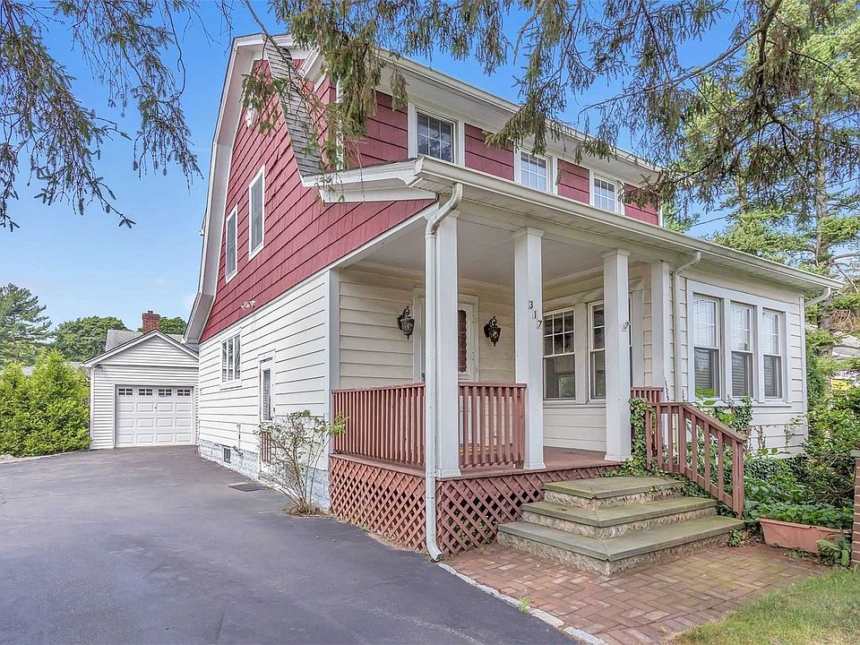 1st image of 317 Glen Cove Ave