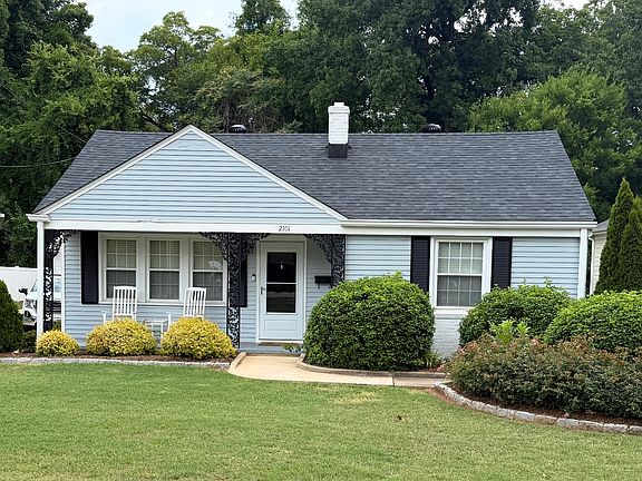 2nd image of 2101 Noble Rd