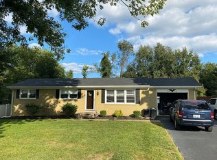 2514 Mohawk Dr, Bowling Green, KY 42104