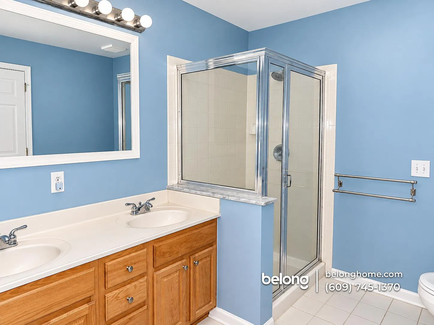 3 bed, 2.5 bath, 1906 sqft, $3,885 — Photo 2