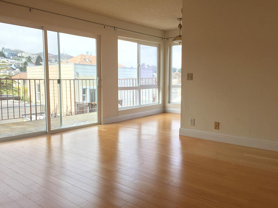1st image of 150 28th St APT 12