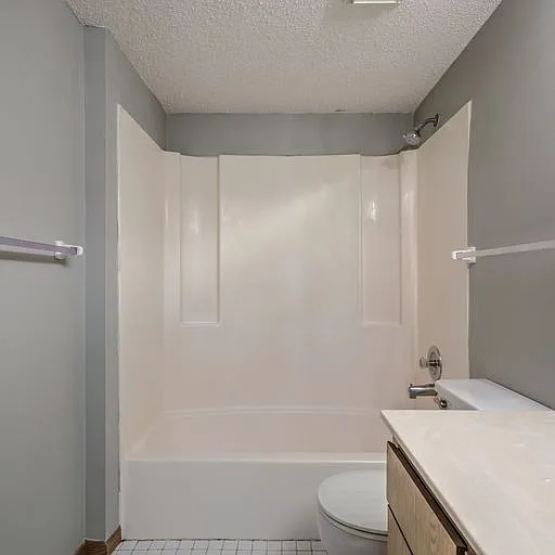 Bathroom at 108 Blondo.