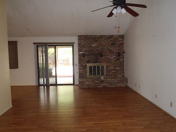 2nd image of 1249 Mountain View Dr